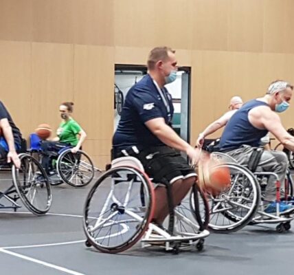 Basketball wheelchair paralympic