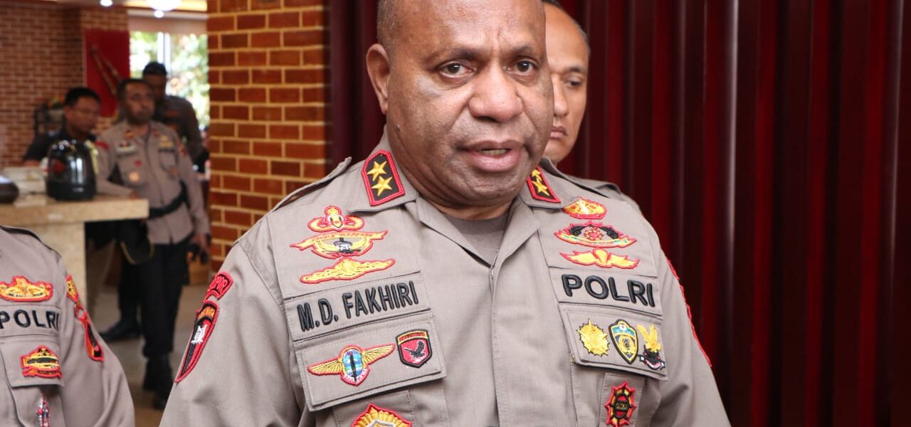 Kapolda Papua Mathius Fakhiri: Profil, Jabatan, dan Prestasi