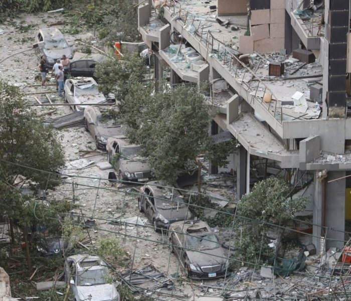 Lebanon crumbling cripples beirut