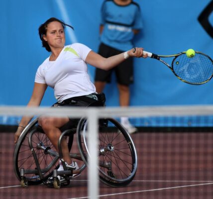 Teknologi kursi roda untuk wheelchair tennis paralympics