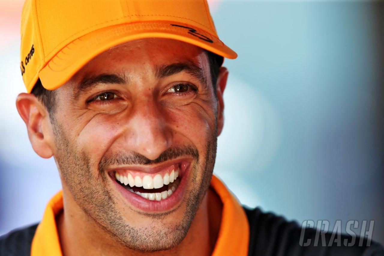 Daniel Ricciardo Ingin Coba NASCAR, MotoGP, Supercars