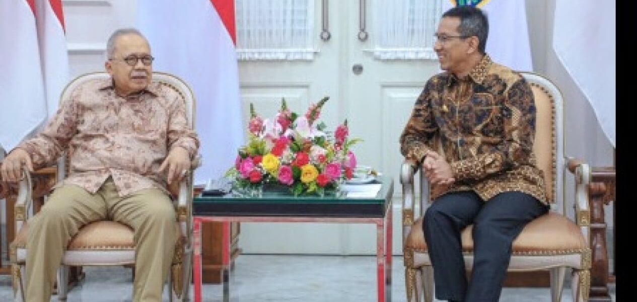 Fauzi gubernur bowo dki mantan perawatan jalani positif