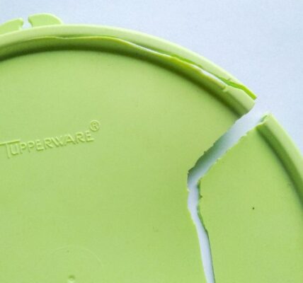 Tupperware, no longer a kitchen staple, files for bankruptcy