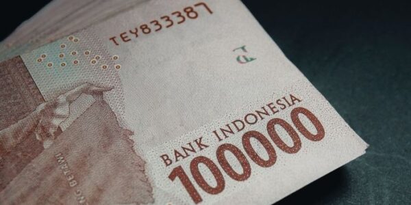 Nilai Tukar Rupiah Meningkat 80 Poin