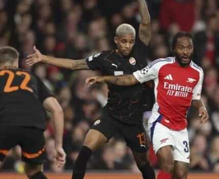 TIGATOGEL - Arsenal vs Shakhtar Donetsk gol bunuh diri