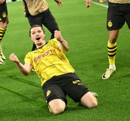 Dortmund Vs Celtic: Die Borussen Pesta Gol 7-1