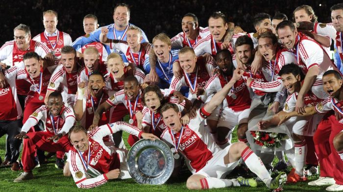 Ajax wins enters champions dutch prelim league title rounds