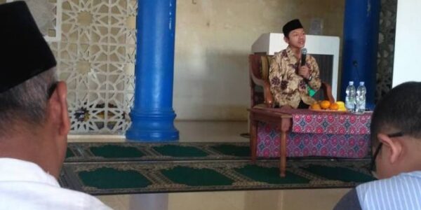 Tigatogel - Profil Fajar Riza Ul Haq, Wakil Menteri Pendidikan Dasar dan