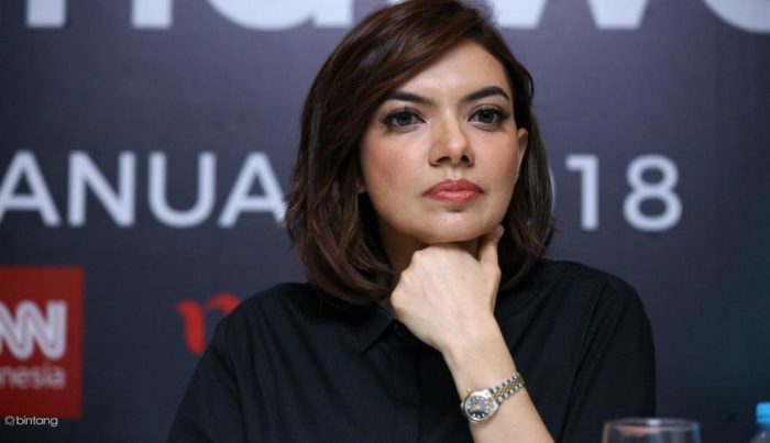 TIGATOGEL - Najwa Shihab Dirujak Warganet, Sebut Jokowi Nebeng Pesawat