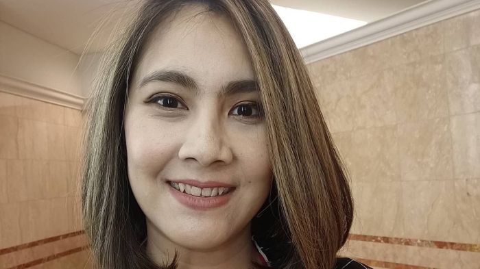 Tigatogel - Isyana Bagoes Oka, jurnalis yang aktif kampanyekan ASI jadi