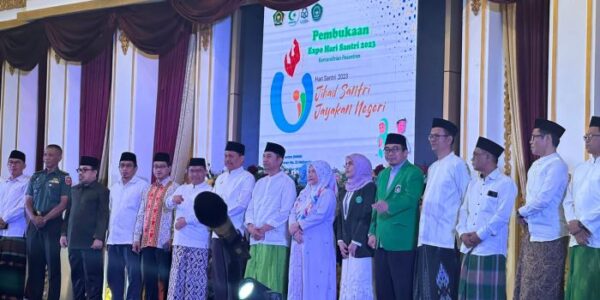 Tigatogel - Upacara Memperingati Hari Santri Nasional Tahun 2024 » Pemko