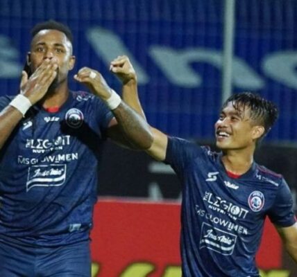 Liga 1: Arema FC Vs Malut United, Singo Edan Tertinggal 0-1 di