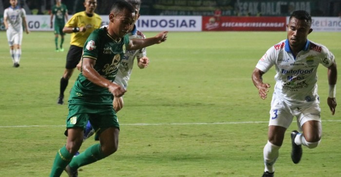 Persebaya persib tirto lawan