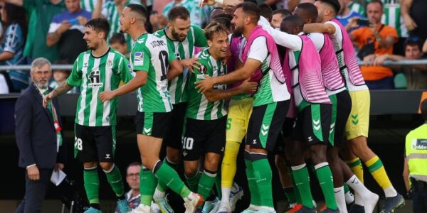 TIGATOGEL Kevin Diks Cetak Gol, Copenhagen Tahan Real Betis 1-1